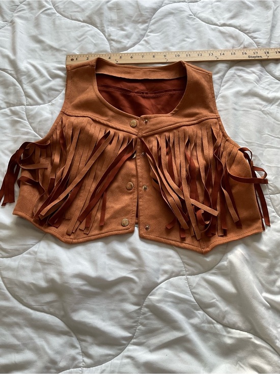 Lypobala Jackets & Blazers - LYPOBALA Suede Fringe Cropped Vest - Rust